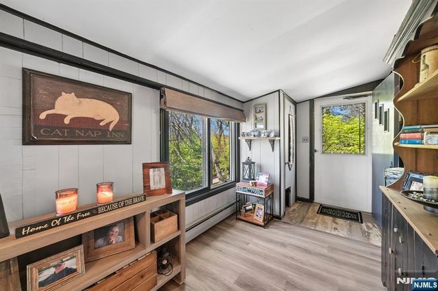 69 Lindys Drive, West Milford, NJ 07480