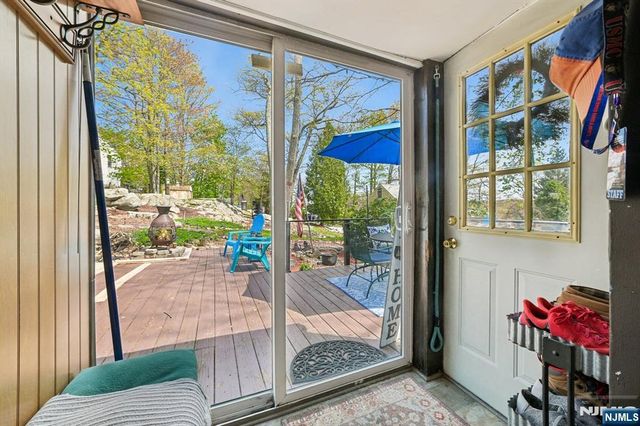 69 Lindys Drive, West Milford, NJ 07480