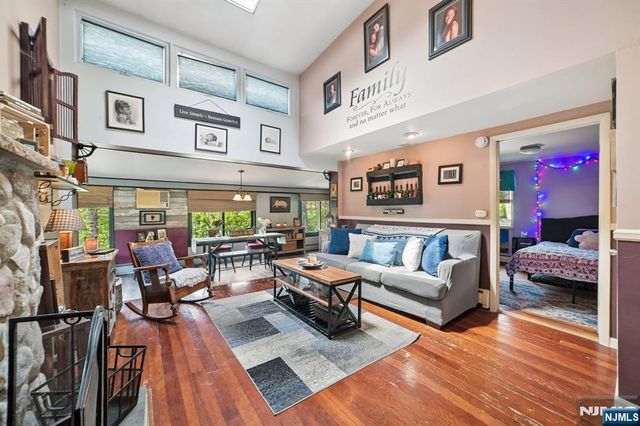 69 Lindys Drive, West Milford, NJ 07480