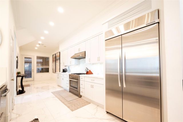 4744 Post Oak Timber Drive 39, Houston, TX 77056