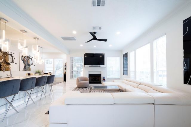 4744 Post Oak Timber Drive 39, Houston, TX 77056