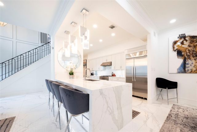 4744 Post Oak Timber Drive 39, Houston, TX 77056