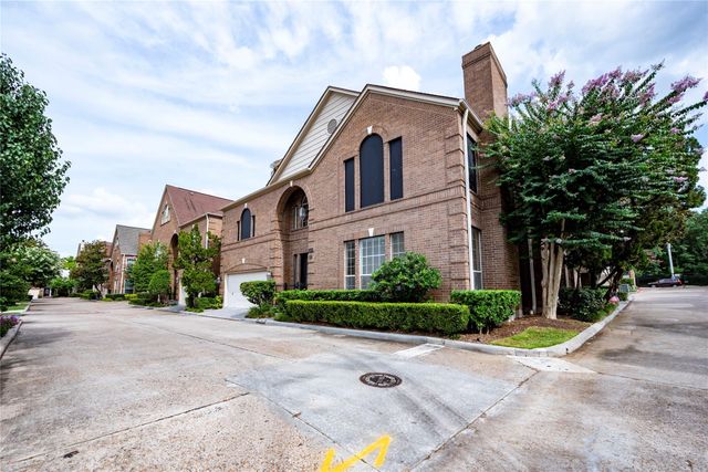 4744 Post Oak Timber Drive 39, Houston, TX 77056