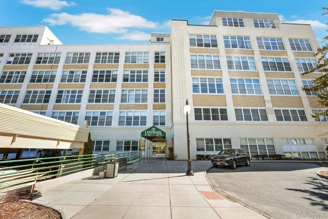 1 Landmark Square 621, Port Chester, NY 10573