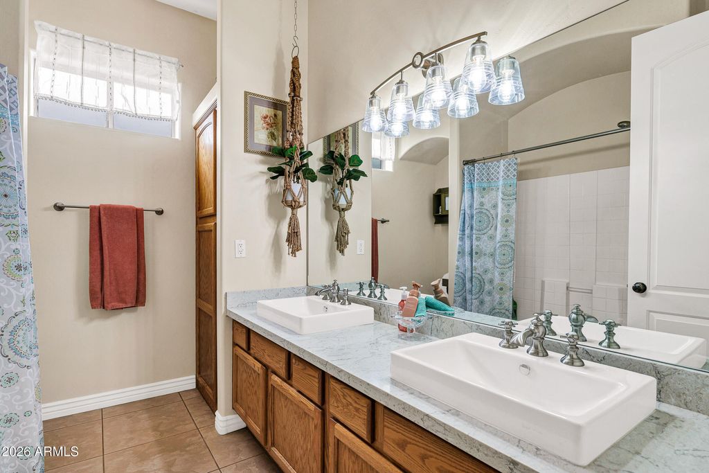 Image 21 of property listing at 19905 E ARROYO Court, Queen Creek, AZ 85142
