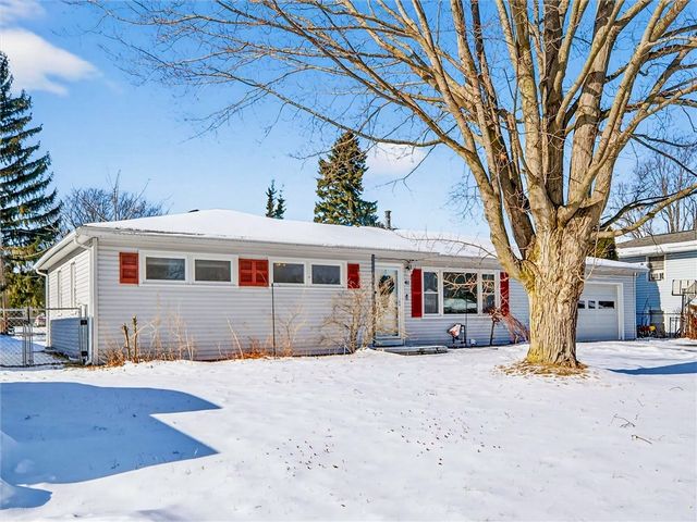 41 Appian Drive, Gates, NY 14606