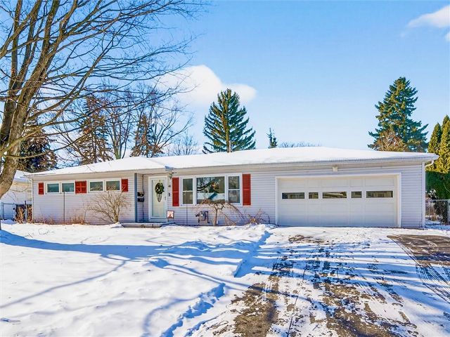 41 Appian Drive, Gates, NY 14606