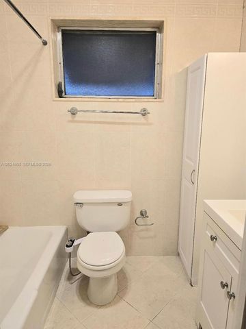 2309 Park Ln 116, Hollywood, FL 33021