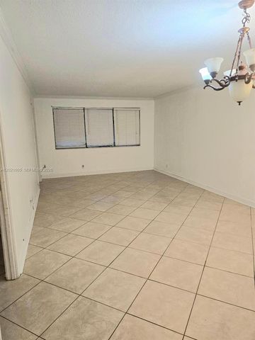 2309 Park Ln 116, Hollywood, FL 33021