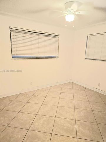 2309 Park Ln 116, Hollywood, FL 33021