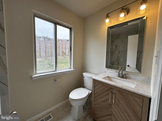 12800 ASBURY DR, Fort Washington, MD 20744