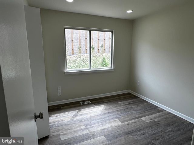 12800 ASBURY DR, Fort Washington, MD 20744