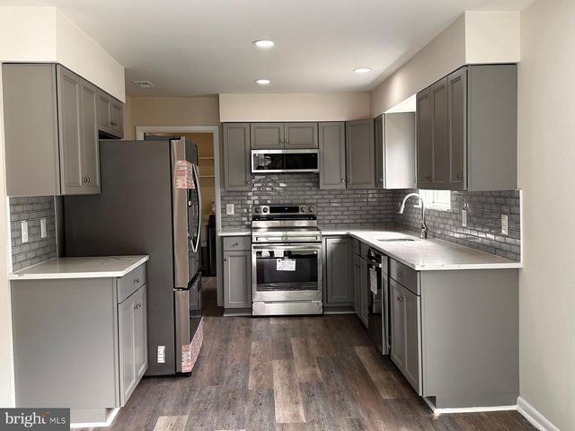 12800 ASBURY DR, Fort Washington, MD 20744