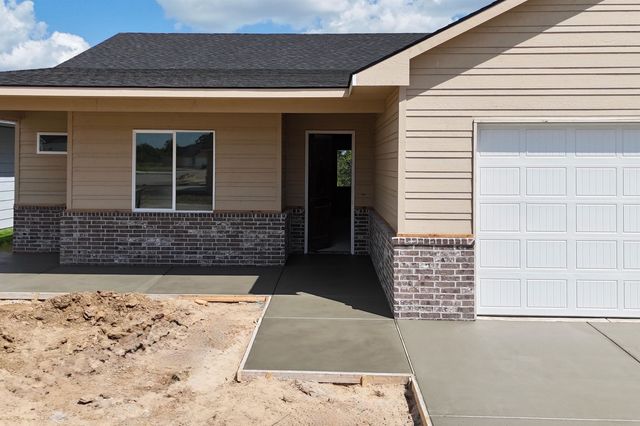 5522 N St. Paul Ct., Wichita, KS 67204