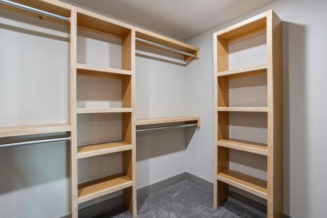 5522 N St. Paul Ct., Wichita, KS 67204