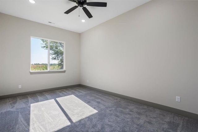 5522 N St. Paul Ct., Wichita, KS 67204