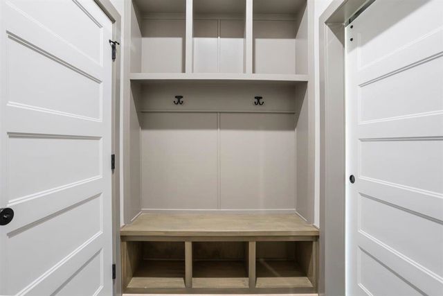 5522 N St. Paul Ct., Wichita, KS 67204