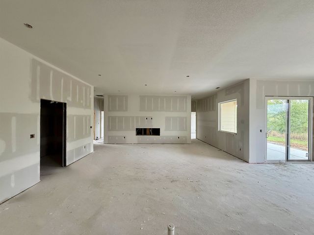 5522 N St. Paul Ct., Wichita, KS 67204