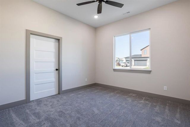 5522 N St. Paul Ct., Wichita, KS 67204