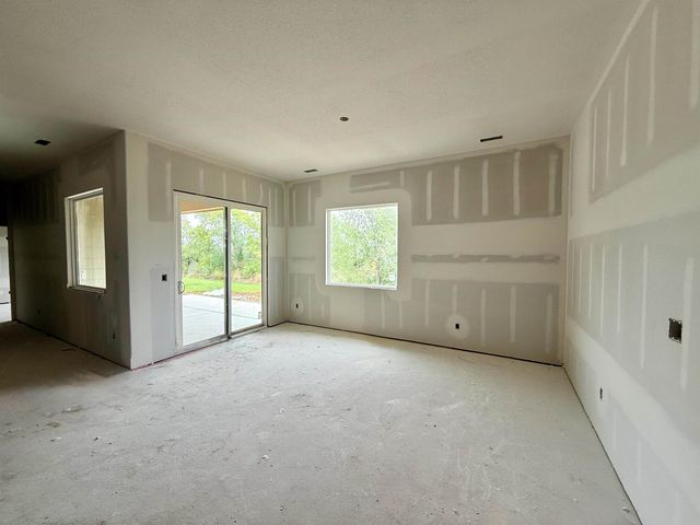 5522 N St. Paul Ct., Wichita, KS 67204