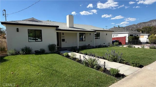 10641 Helendale, Tujunga, CA 91042