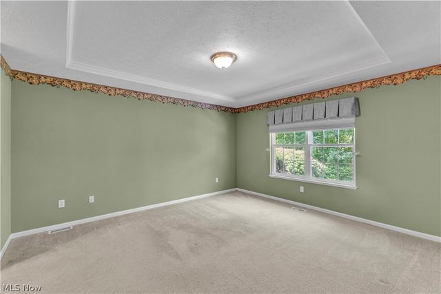 29 Community Drive, Avon Lake, OH 44012