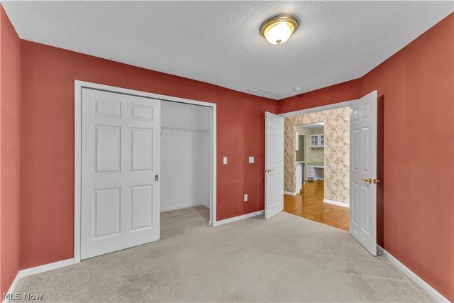 29 Community Drive, Avon Lake, OH 44012