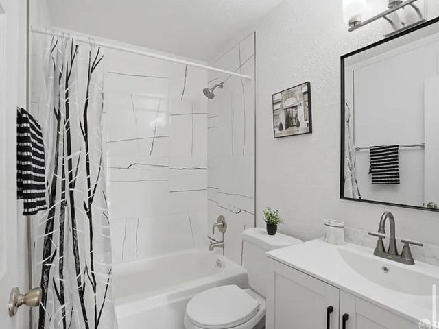 4081 Clayton Road 235, Concord, CA 94521