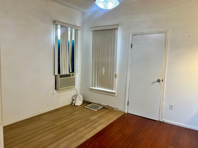 305 Park Street, Danville, IL 61832