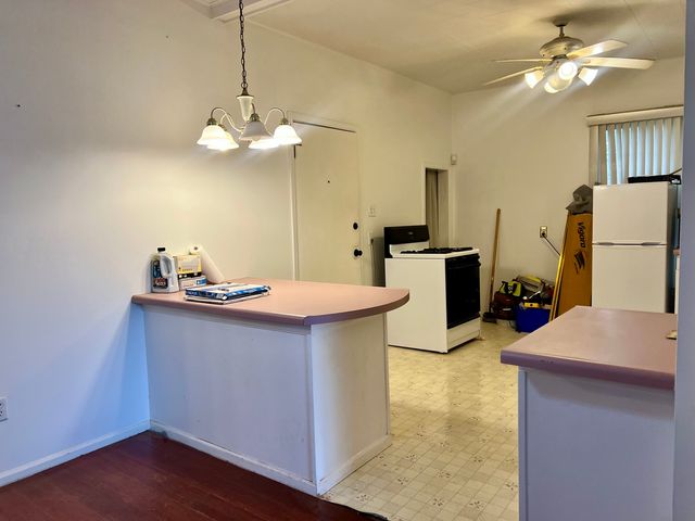 305 Park Street, Danville, IL 61832