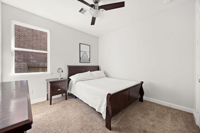 25819 Oakwood Knoll Drive, Katy, TX 77494