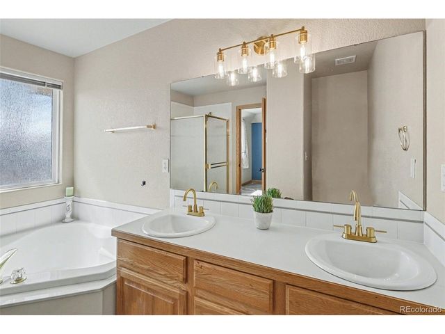 1625 55th Ave, Greeley, CO 80634