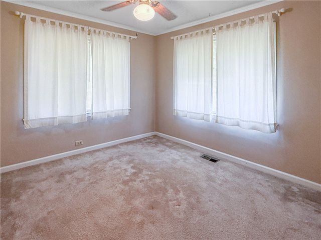 1711 W Cline Road, Clarksville, AR 72830