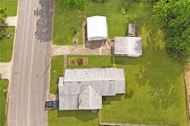 1711 W Cline Road, Clarksville, AR 72830