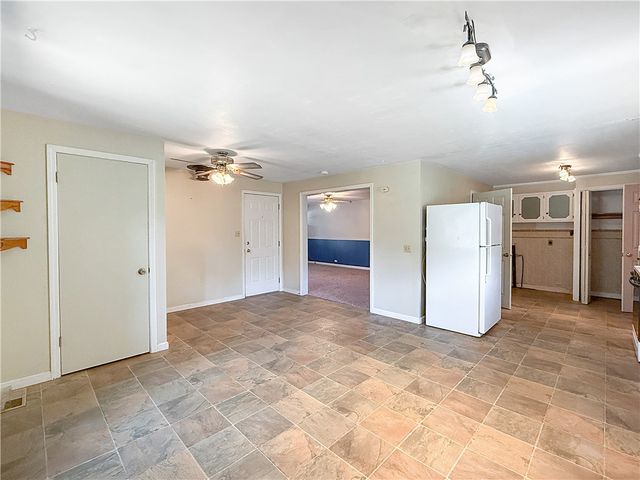 1711 W Cline Road, Clarksville, AR 72830