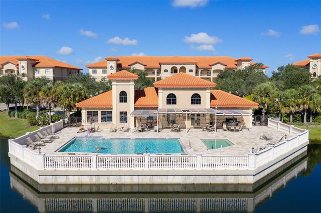 7702 LAKE VISTA COURT 303, Lakewood Ranch, FL 34202