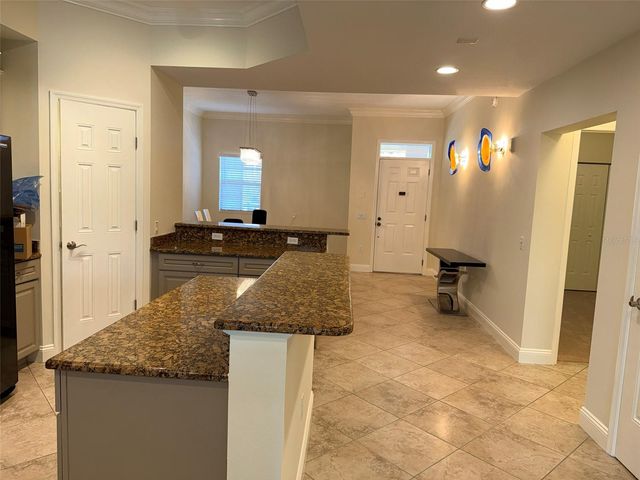7702 LAKE VISTA COURT 303, Lakewood Ranch, FL 34202