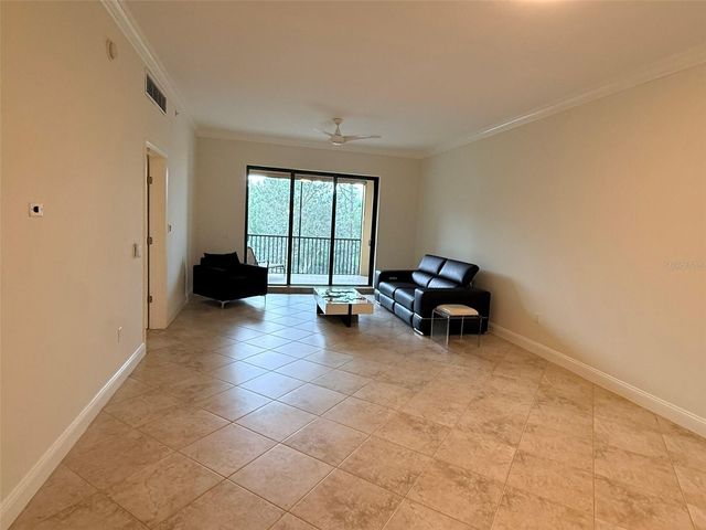 7702 LAKE VISTA COURT 303, Lakewood Ranch, FL 34202