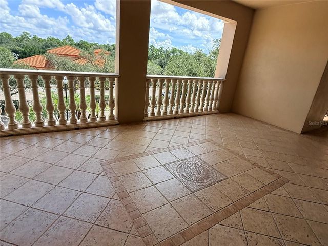 7702 LAKE VISTA COURT 303, Lakewood Ranch, FL 34202