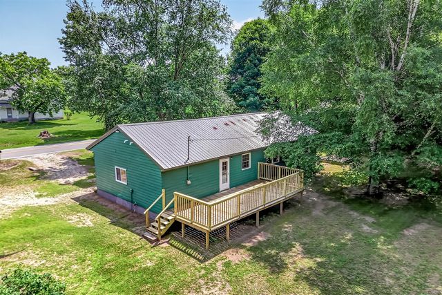 2423 S 40th Avenue, Shelby, MI 49455