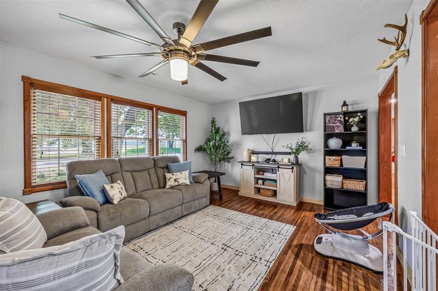 2423 S 40th Avenue, Shelby, MI 49455