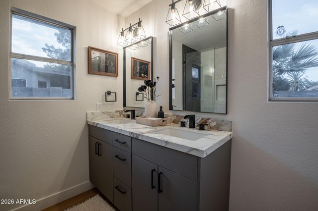 626 W CATCLAW Street, Gilbert, AZ 85233