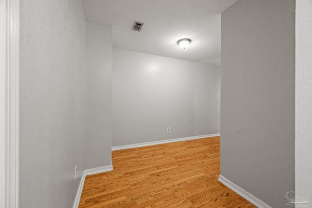 6641 Greenwell St, Pensacola, FL 32526