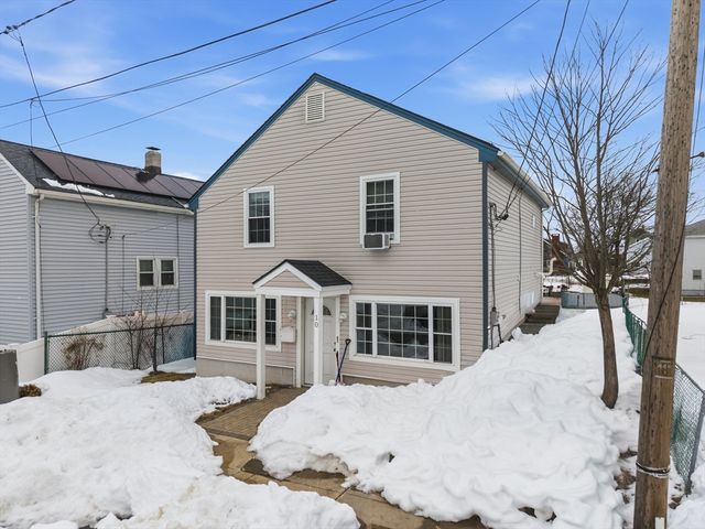 10 Aberdeen St, Fall River, MA 02721