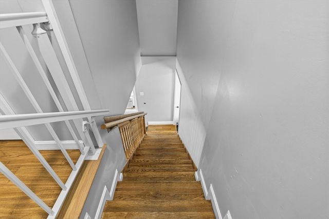 10 Aberdeen St, Fall River, MA 02721