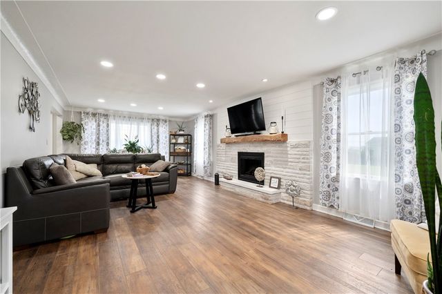 1217 Old Leechburg Road, Plum Boro, PA 15239