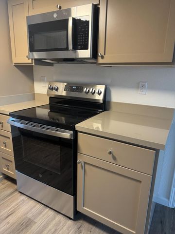 501 Cedar Drive, Watsonville, CA 95076