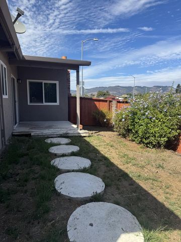 501 Cedar Drive, Watsonville, CA 95076