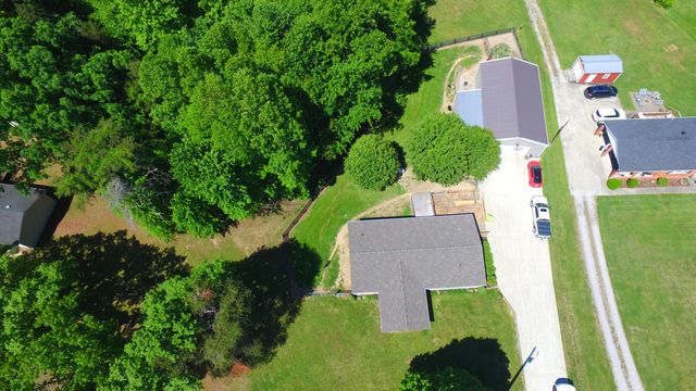 2384 McWhorter Road, London, KY 40741