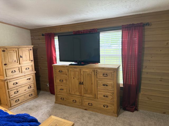 2384 McWhorter Road, London, KY 40741